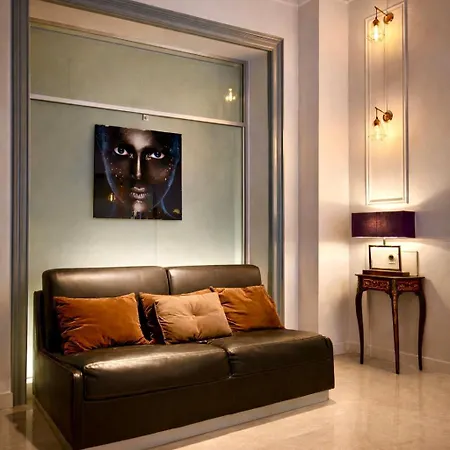 מלון Spanish Steps Boutique - Madame Sofia Secret 3*
