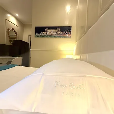 فندق Spanish Steps Boutique - Madame Sofia Secret 3*